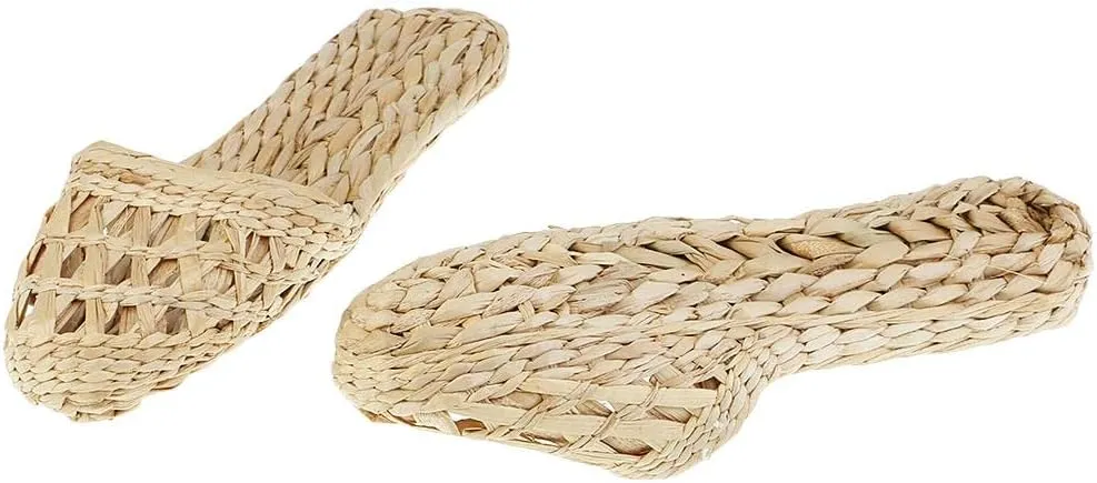 1 Pair of Rattan Knitted Slippers for Indoor Use
