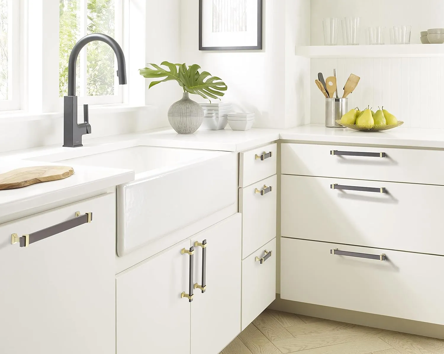 Amerock | Cabinet Pull | Black Chrome/Brushed Gold | 5-1/16 inch (128 mm) Center to Center | Overton | 1 Pack | Drawer Pull | Drawer Handle | Cabinet Hardware