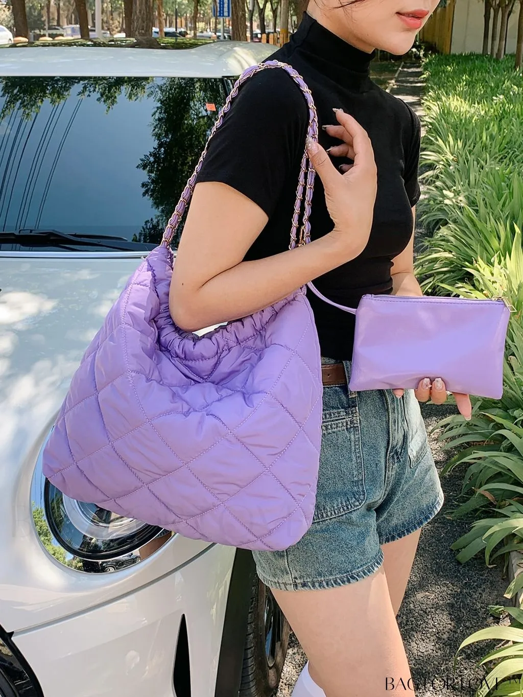 BagForLove - Chic Chain Strap Tote Bag: Spacious, Stylish, Comes with a Coin Purse
