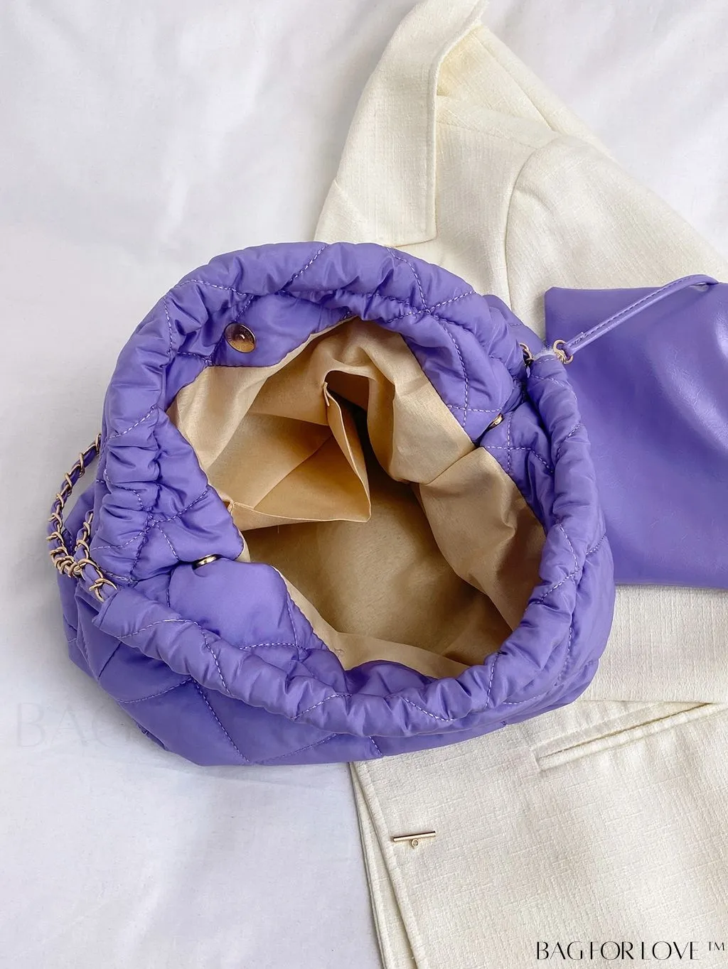 BagForLove - Chic Chain Strap Tote Bag: Spacious, Stylish, Comes with a Coin Purse