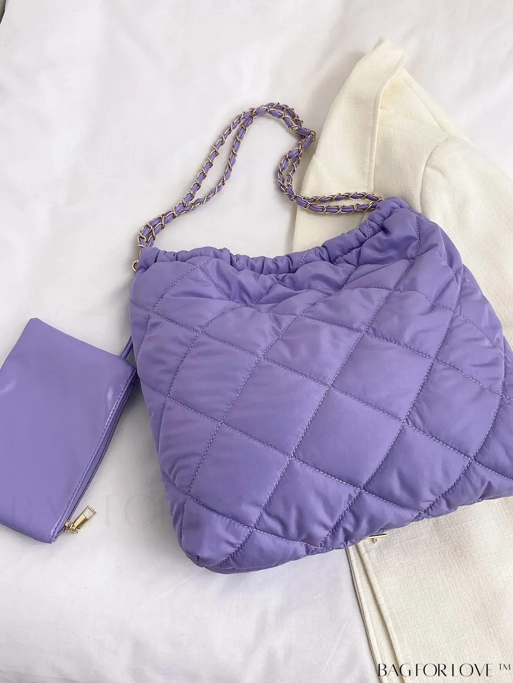 BagForLove - Chic Chain Strap Tote Bag: Spacious, Stylish, Comes with a Coin Purse