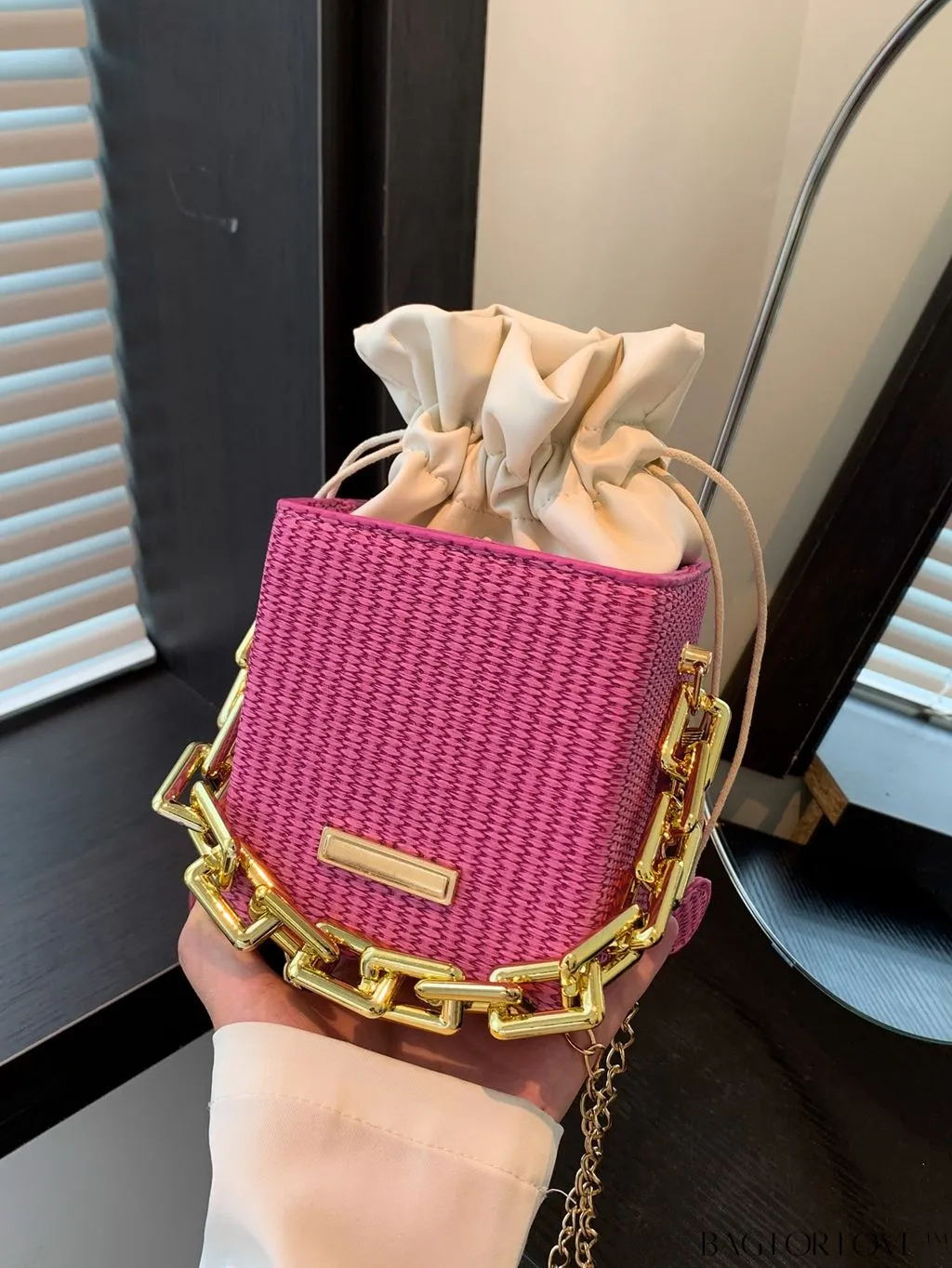 BagForLove - Chic Drawstring Crossbody Bag with Chain Detail - Solid Color, Box Design
