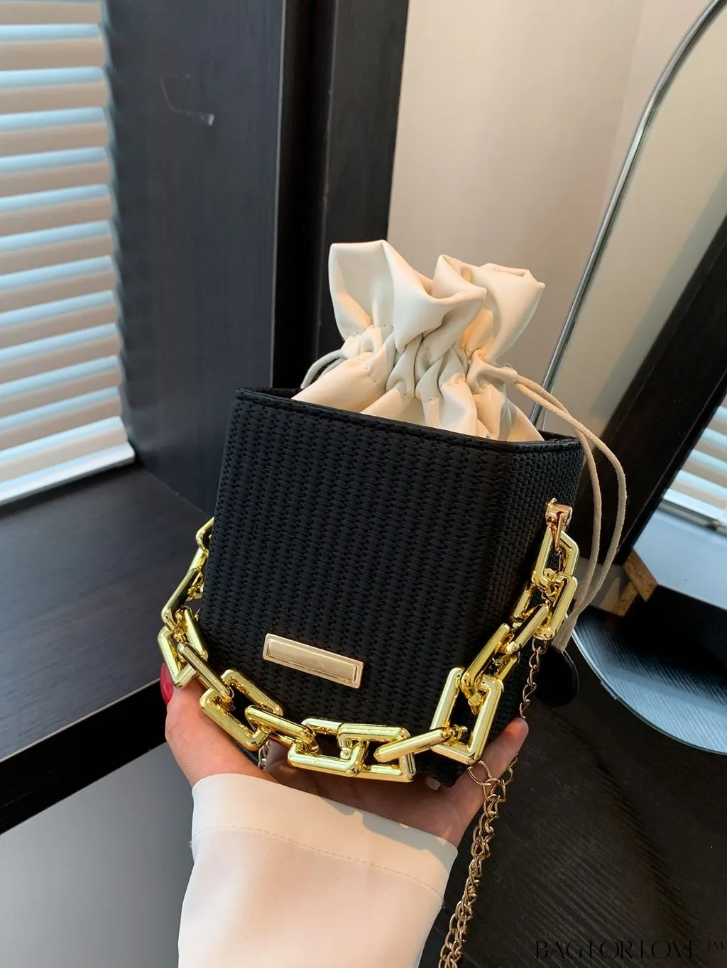 BagForLove - Chic Drawstring Crossbody Bag with Chain Detail - Solid Color, Box Design