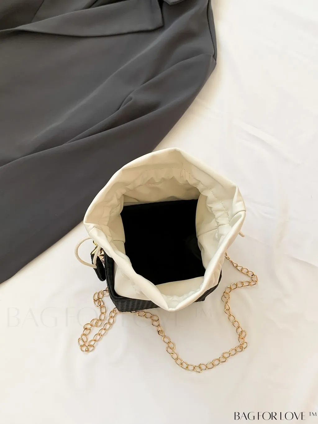 BagForLove - Chic Drawstring Crossbody Bag with Chain Detail - Solid Color, Box Design