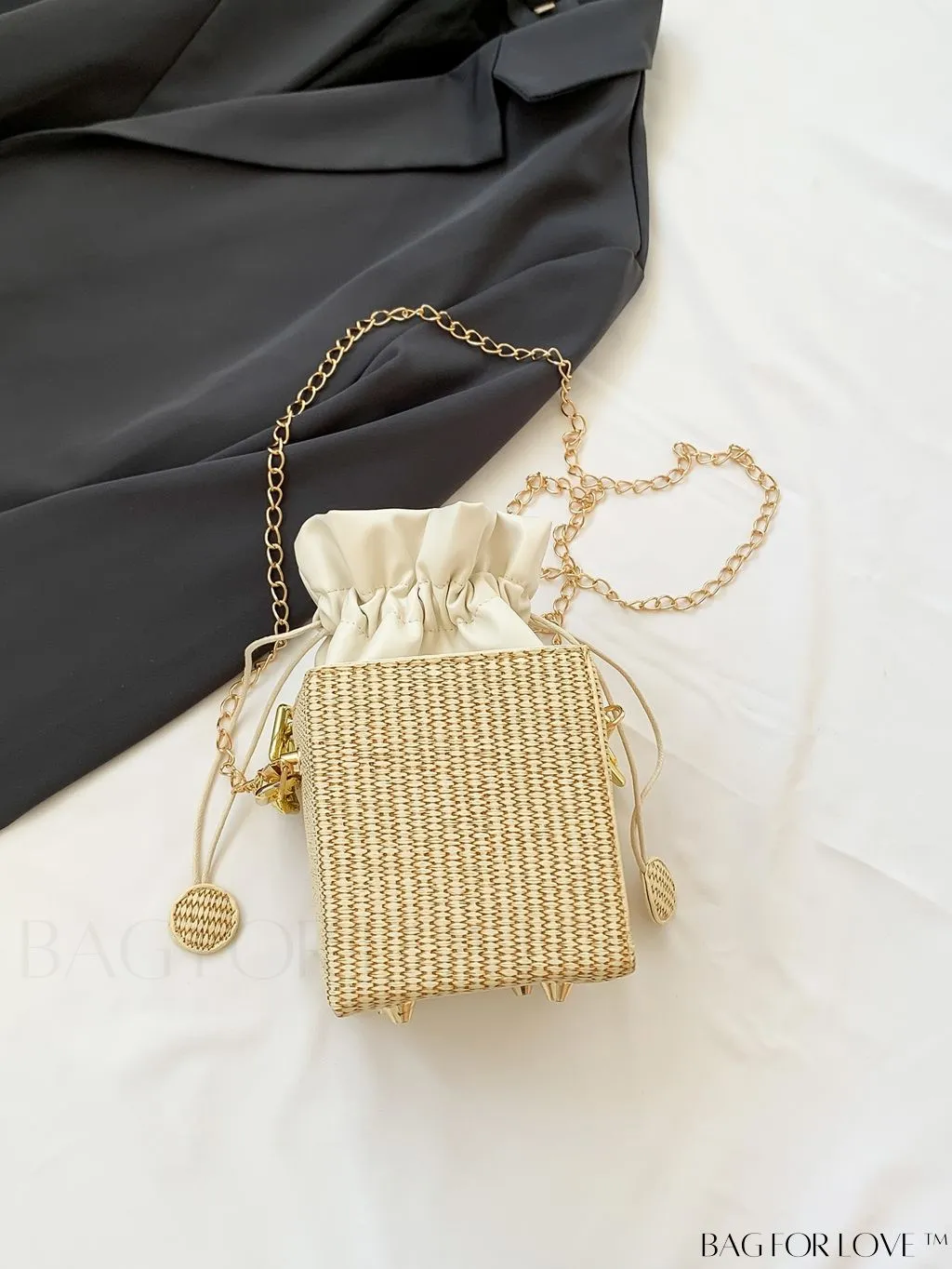 BagForLove - Chic Drawstring Crossbody Bag with Chain Detail - Solid Color, Box Design
