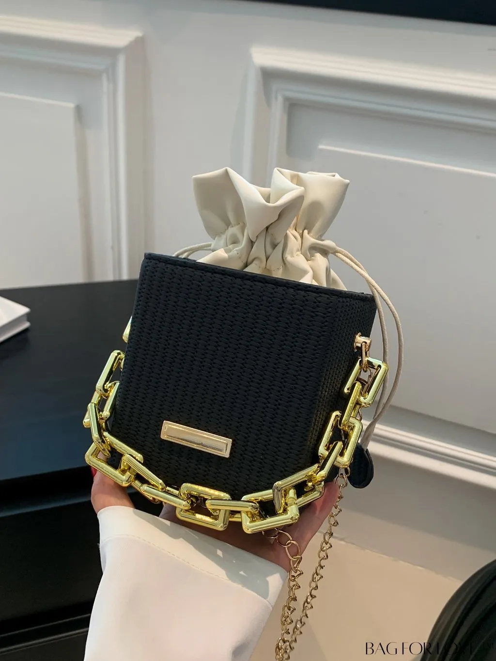 BagForLove - Chic Drawstring Crossbody Bag with Chain Detail - Solid Color, Box Design