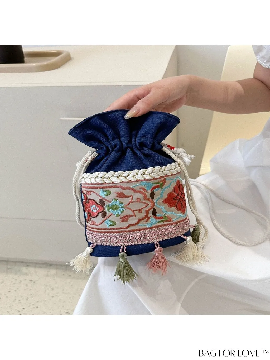 BagForLove - Classy Embroidered Bucket Bag with Floral Detail, Crossbody Style for Elegant Ladies