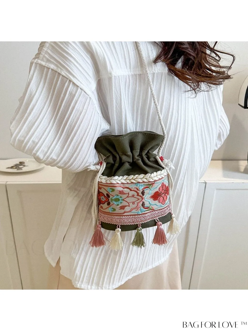 BagForLove - Classy Embroidered Bucket Bag with Floral Detail, Crossbody Style for Elegant Ladies