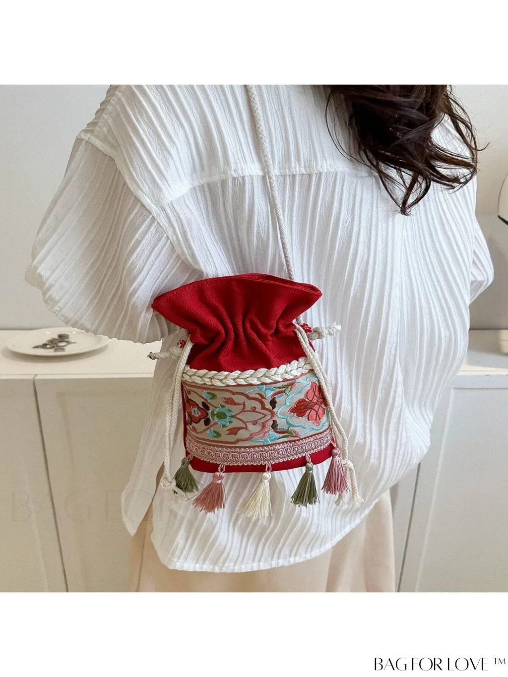BagForLove - Classy Embroidered Bucket Bag with Floral Detail, Crossbody Style for Elegant Ladies