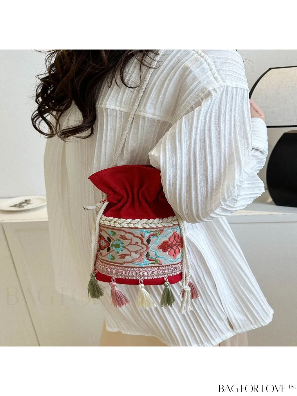 BagForLove - Classy Embroidered Bucket Bag with Floral Detail, Crossbody Style for Elegant Ladies