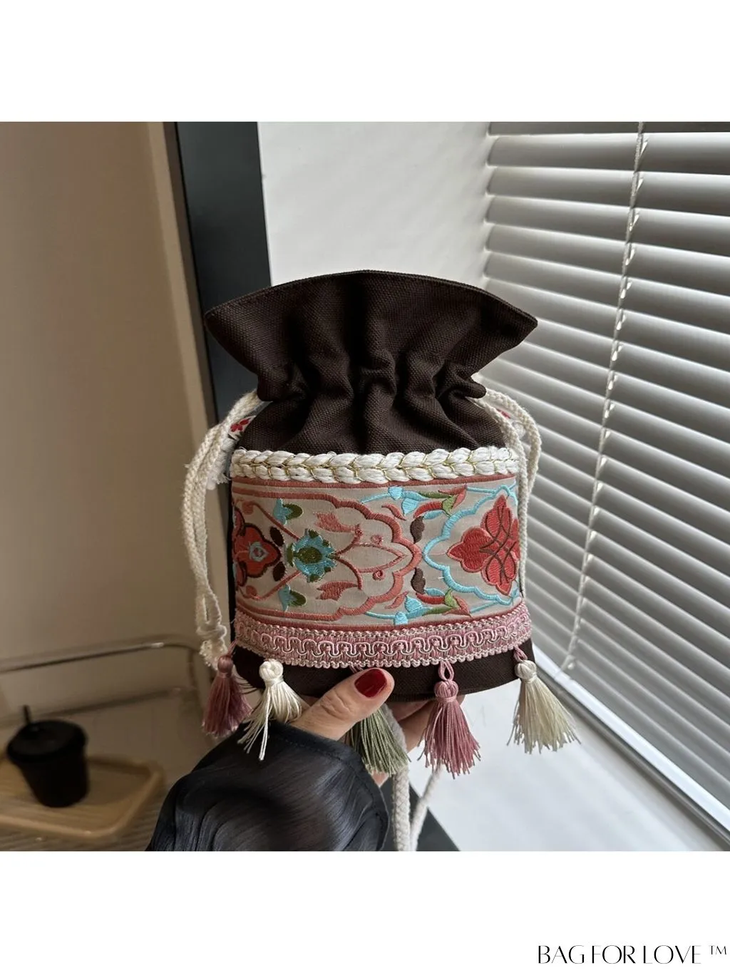 BagForLove - Classy Embroidered Bucket Bag with Floral Detail, Crossbody Style for Elegant Ladies