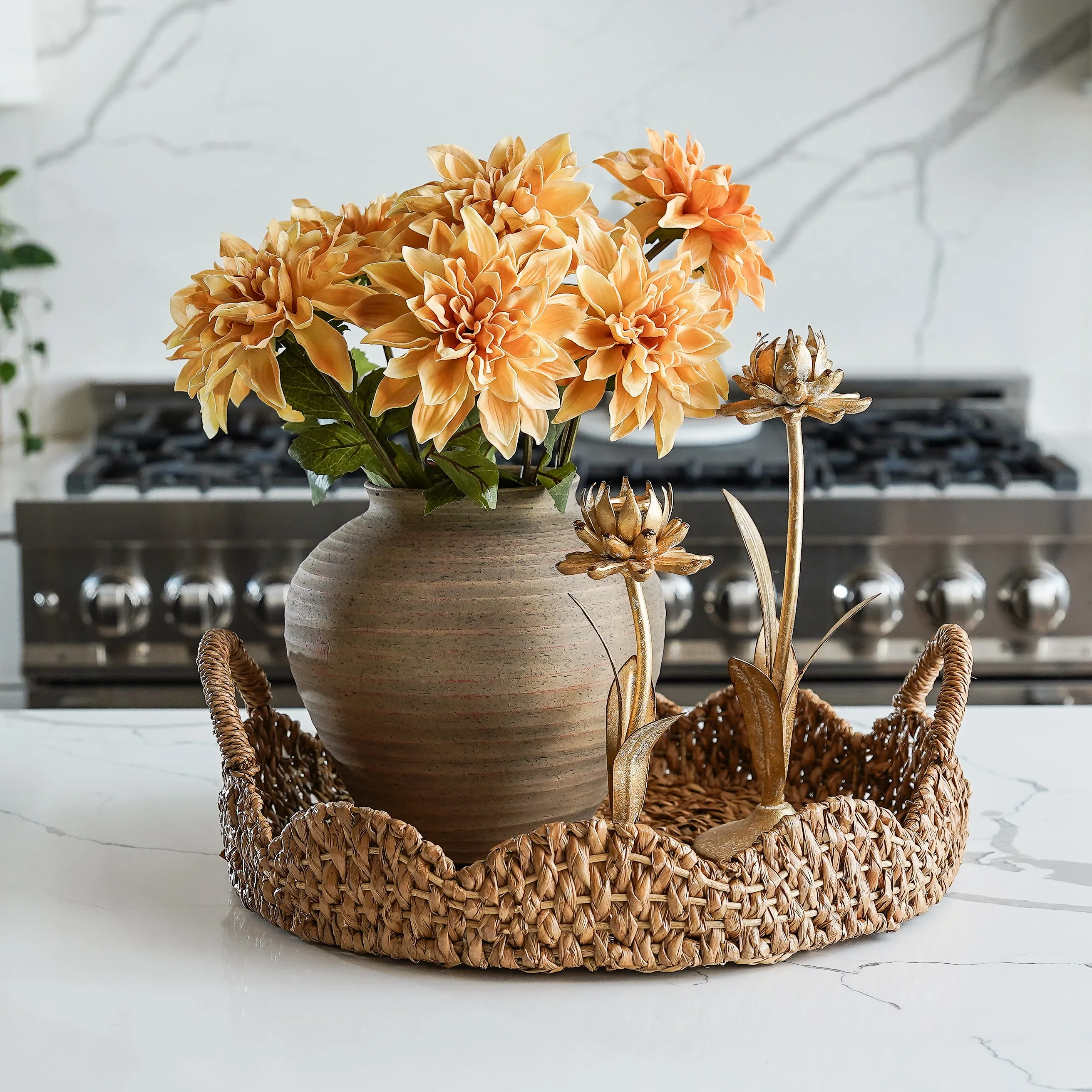 Braided Scalloped Seagrass Tray