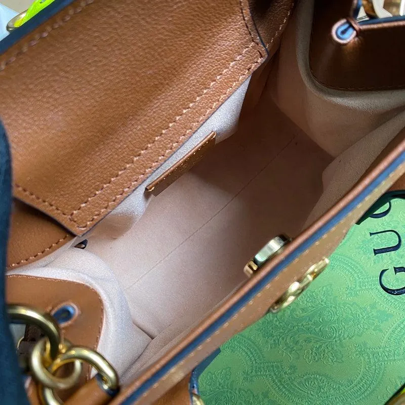 Charm - GG Bags - 1894