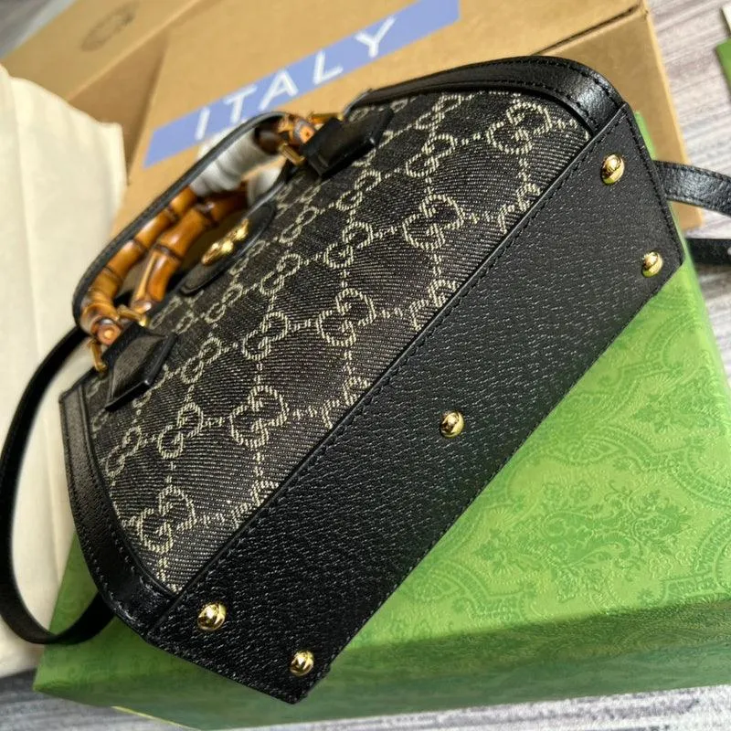 Charm - GG Bags - 499
