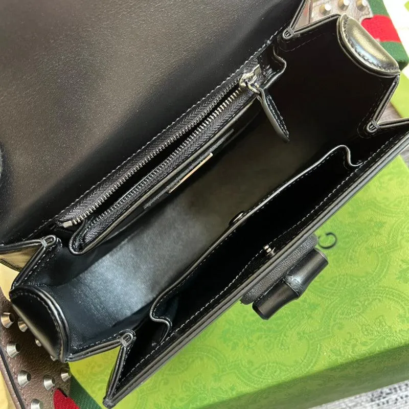 Charm - GG Bags - 947