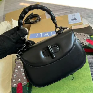 Charm - GG Bags - 947