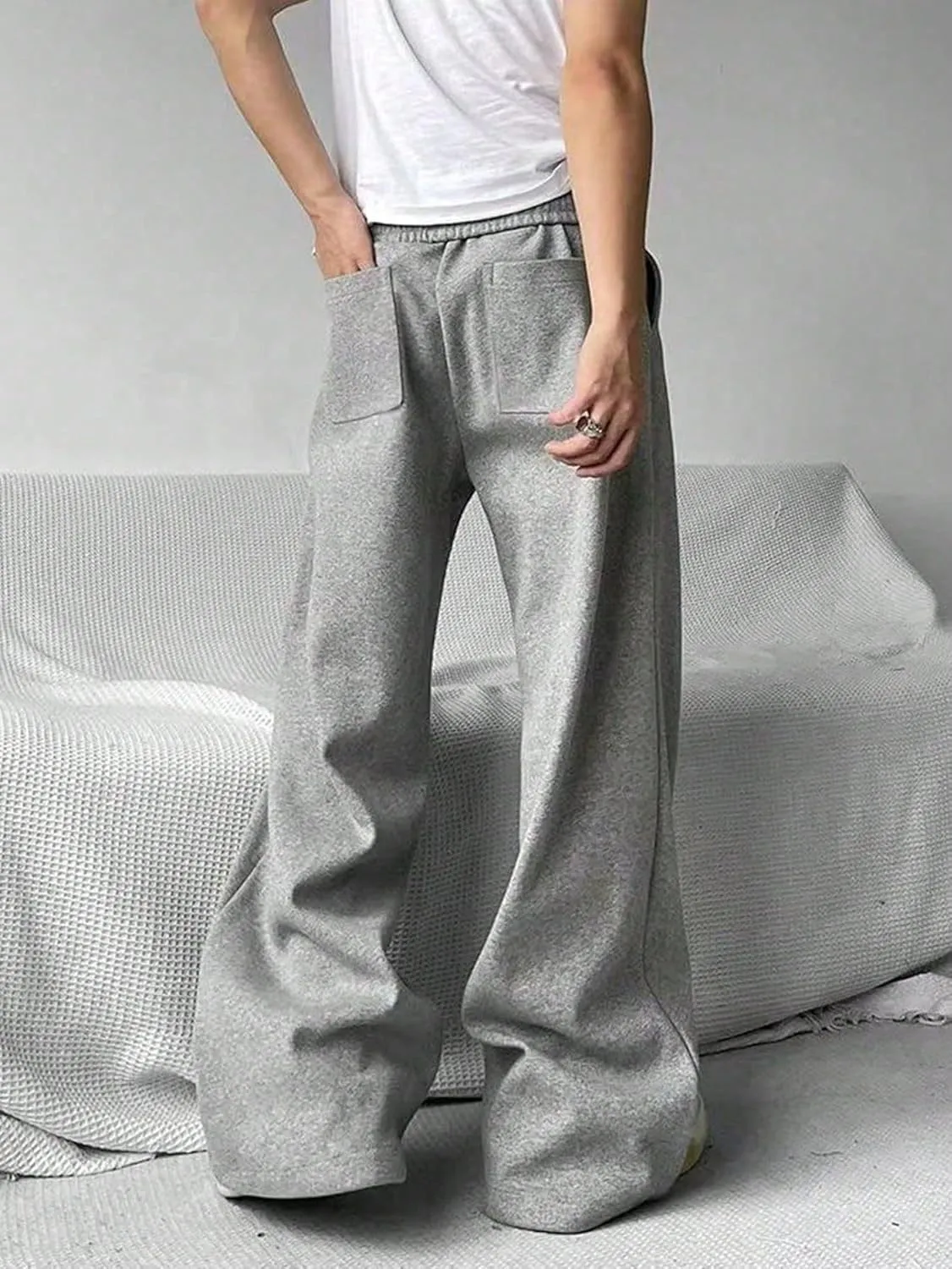 COZYEASE Men's Sweatpants Athletic Drawstring Waist Wide Leg Sweatpants Casual Baggy Pants with Pockets