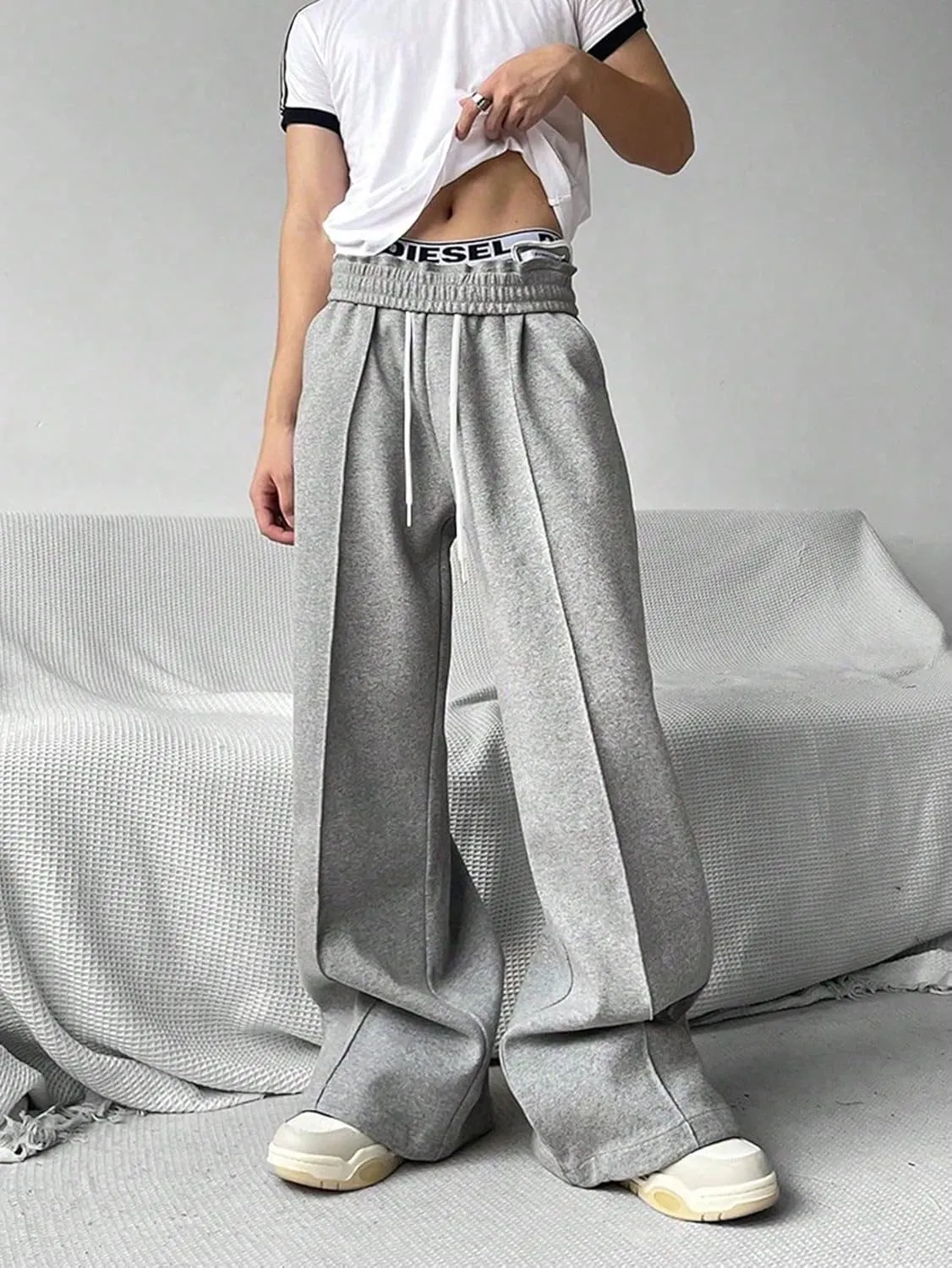 COZYEASE Men's Sweatpants Athletic Drawstring Waist Wide Leg Sweatpants Casual Baggy Pants with Pockets