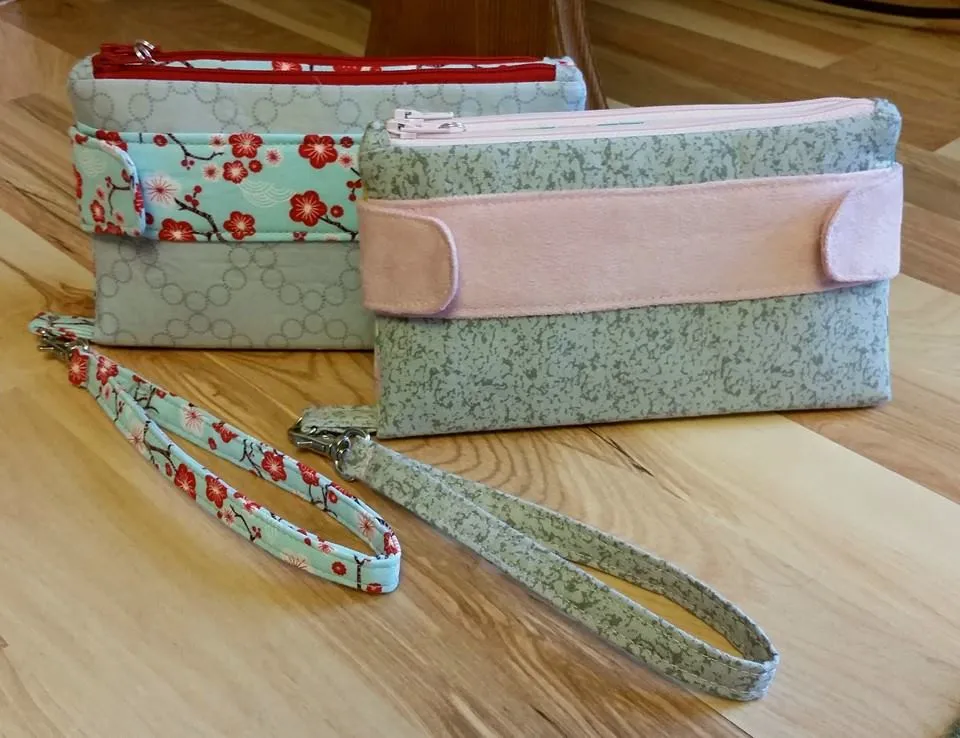 Della Wallet Clutch