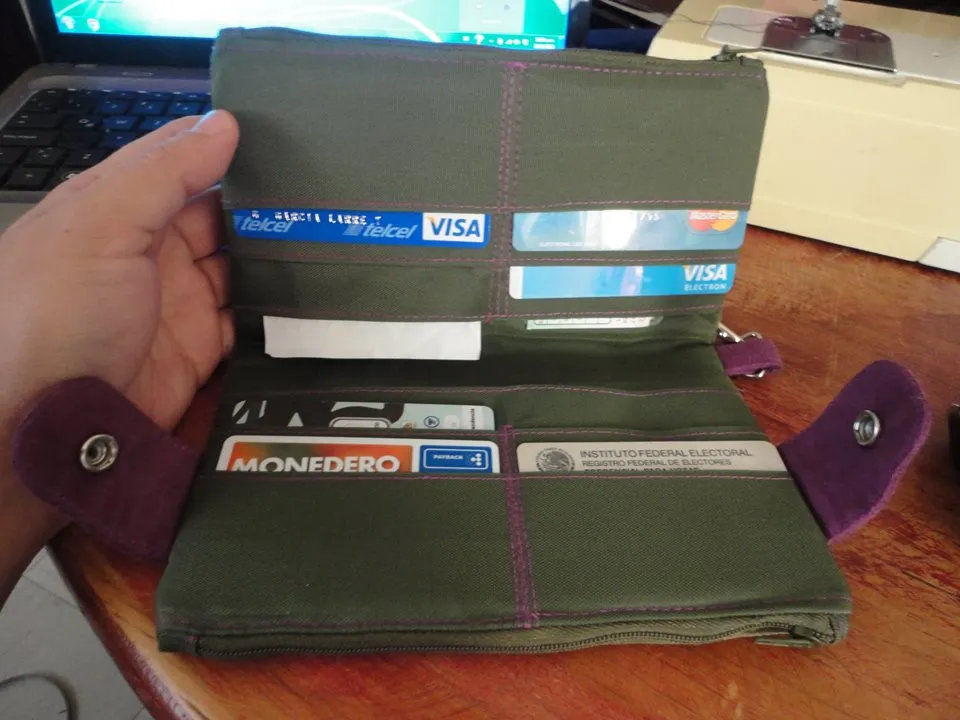Della Wallet Clutch