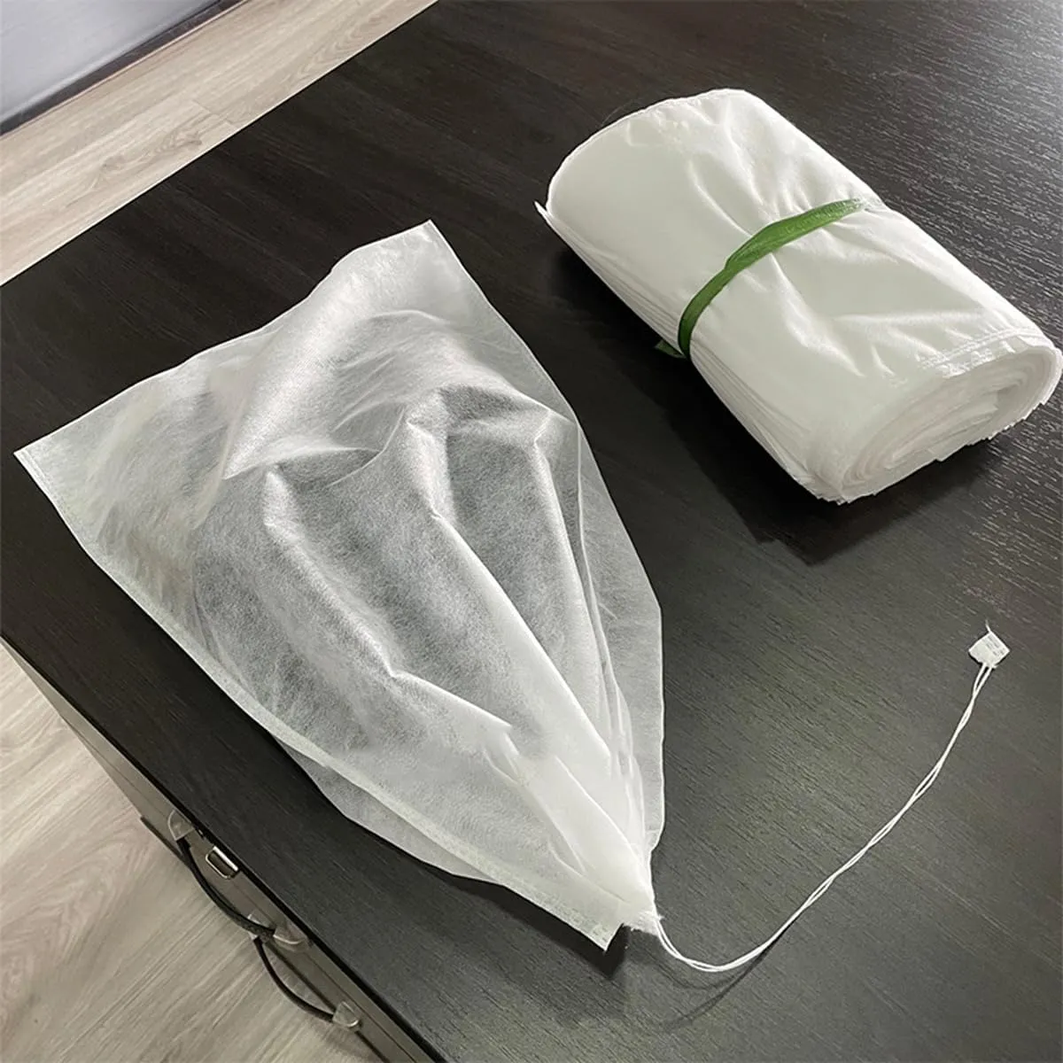 ECYC 12.6x18.9 inch 40 Pcs Shoes Dust Bags, Non-Woven Fabric Storage Pouches Breathable Drawstring Dust Covers for Handbags, Shoes, Purses