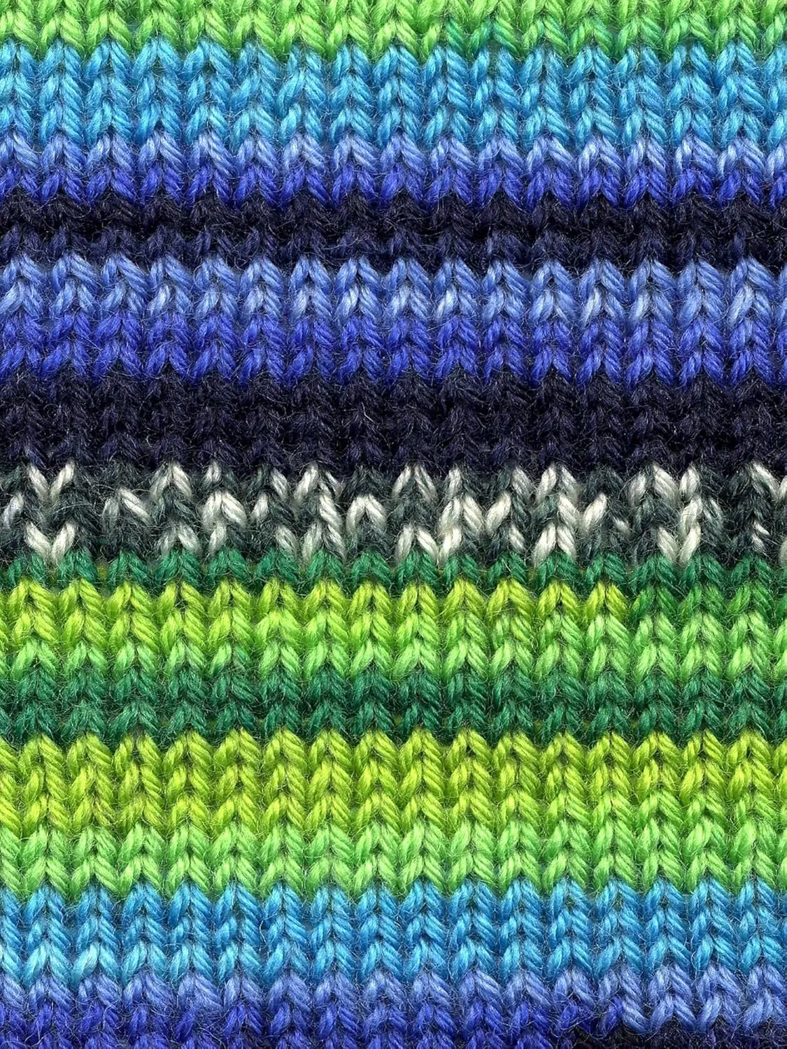 for Knitting Knitcol 0064, 5-Skeins (Same Dyelot, 250 gr, 685 yds), DK Weight #3, 100% Superwash Wool with Project Bag