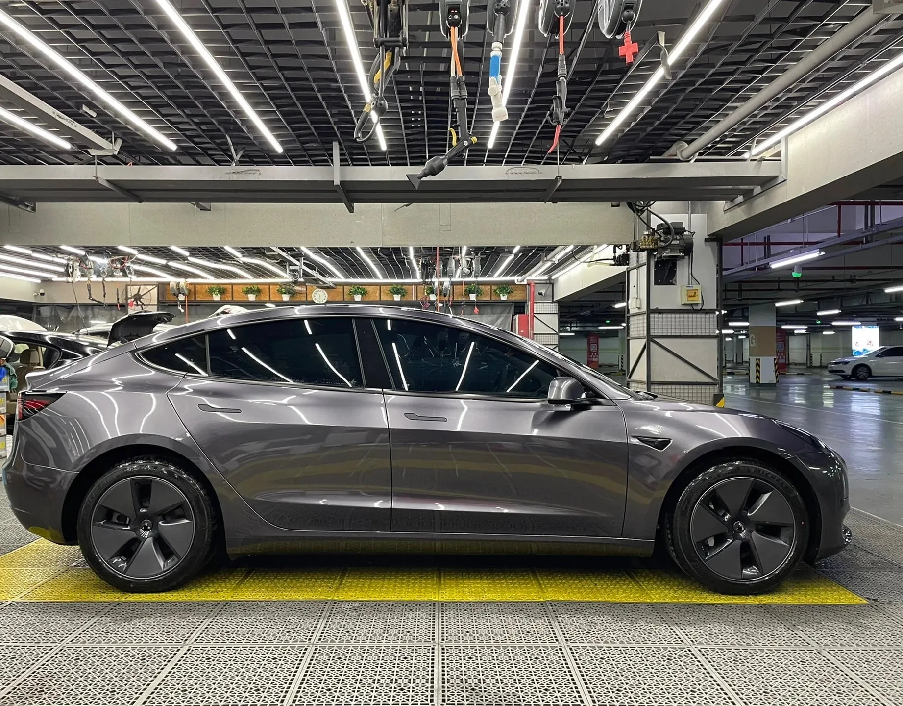 Gloss Metallic Dark Gray Vinyl Wrap