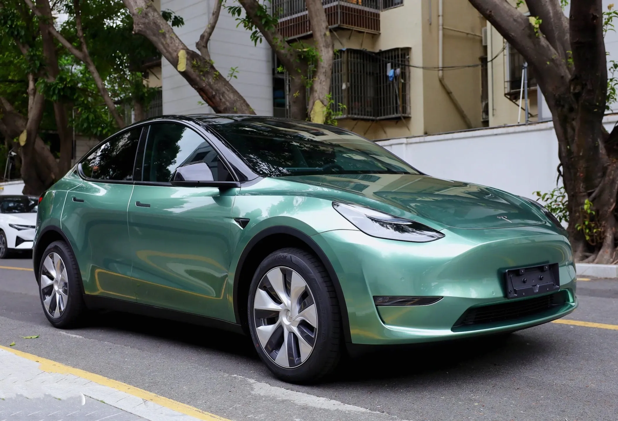 Gloss Metallic Hunter Jade Car Wrap