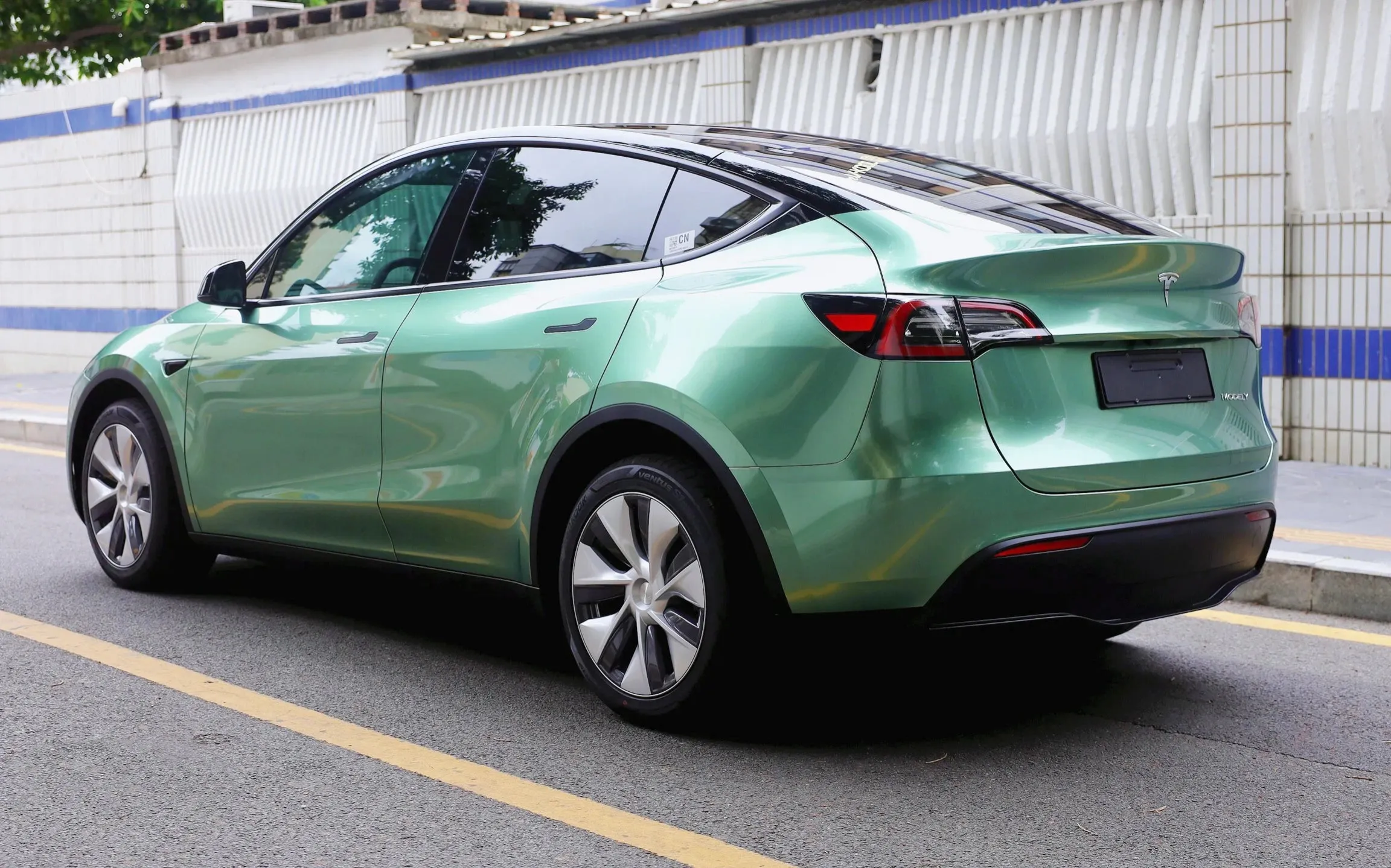Gloss Metallic Hunter Jade Car Wrap