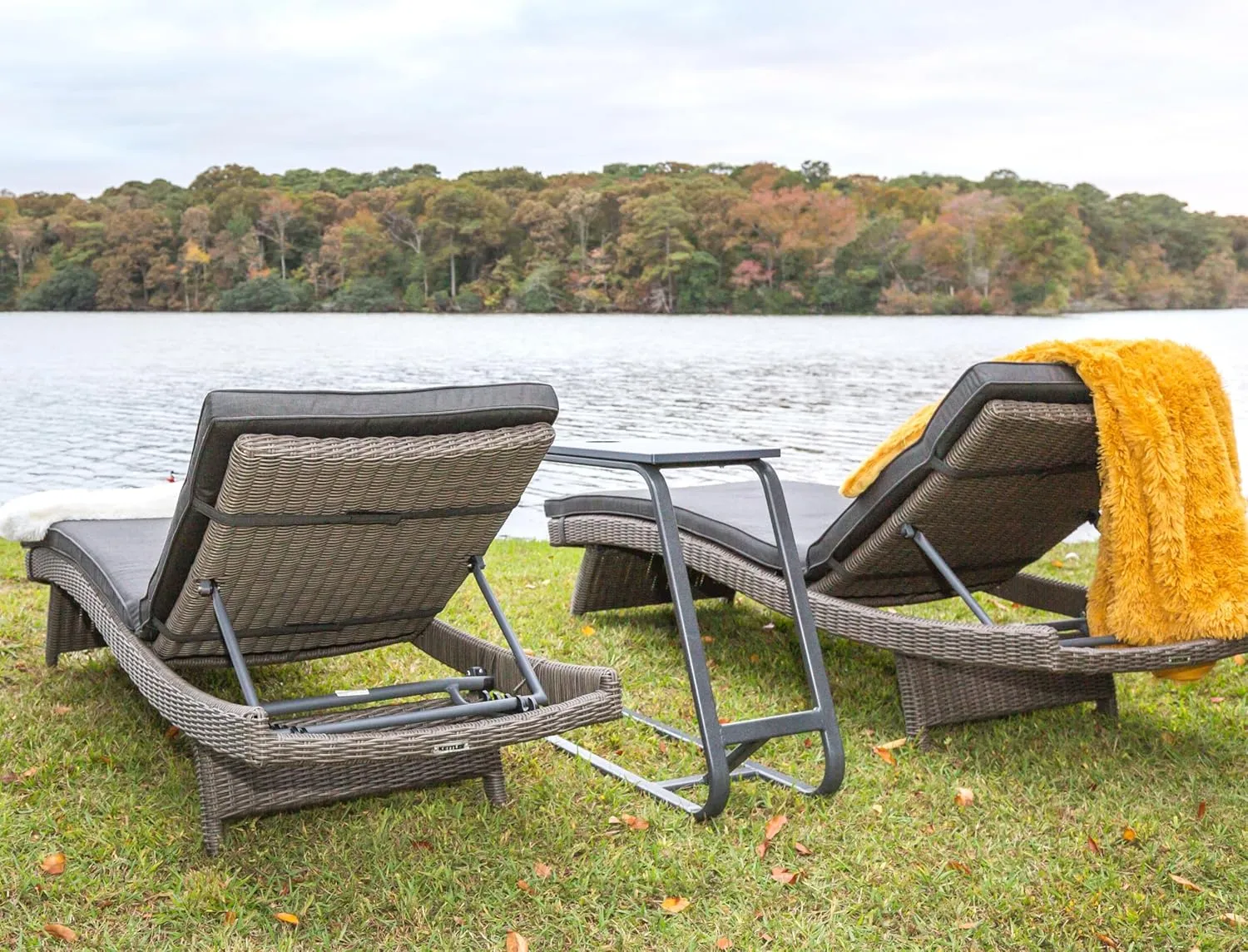 KETTLER Palma Wicker Multi-Position Lounger (Cast Ash)