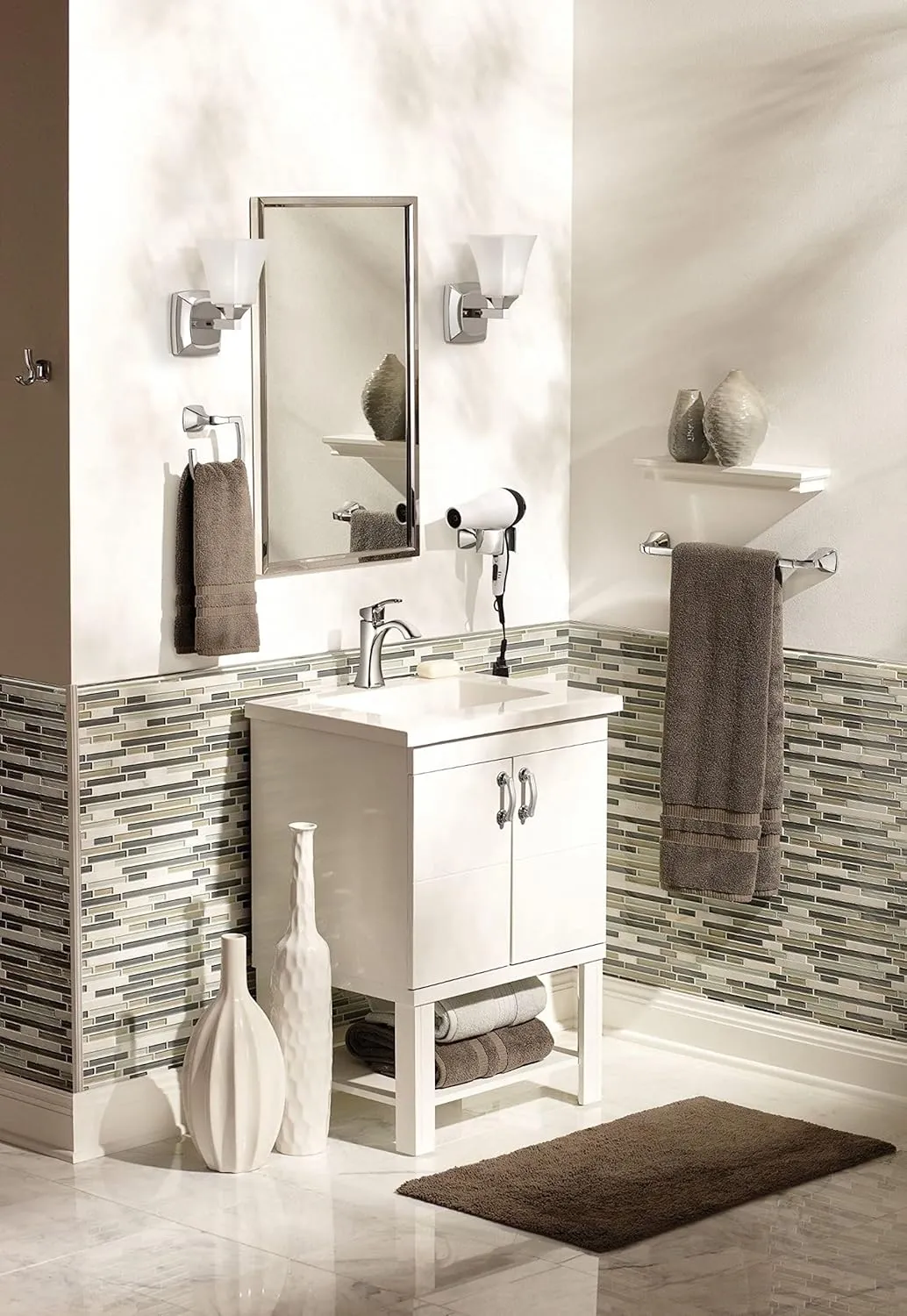 Moen Voss Chrome One-Handle Single Hole Bathroom Sink Faucet with Optional Deckplate, 6903