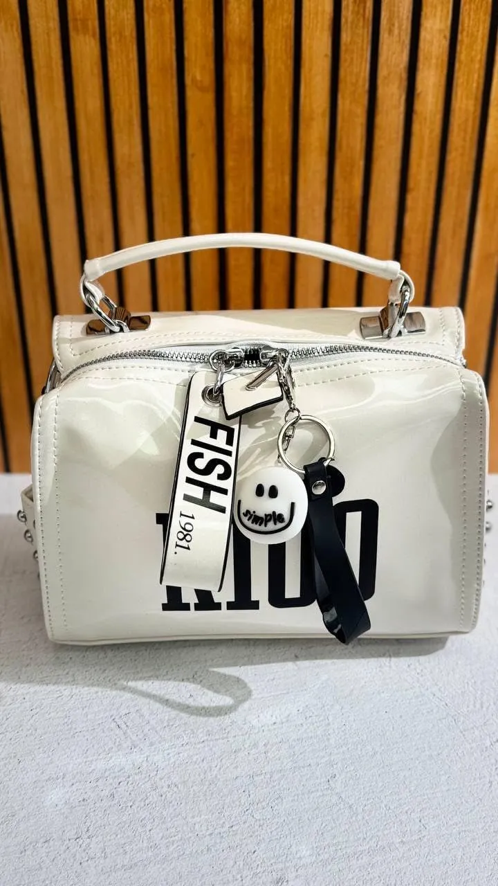 NYC Glam – A Bold Statement Bag with Futuristic Shine