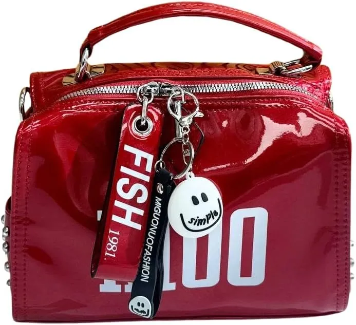 NYC Glam – A Bold Statement Bag with Futuristic Shine