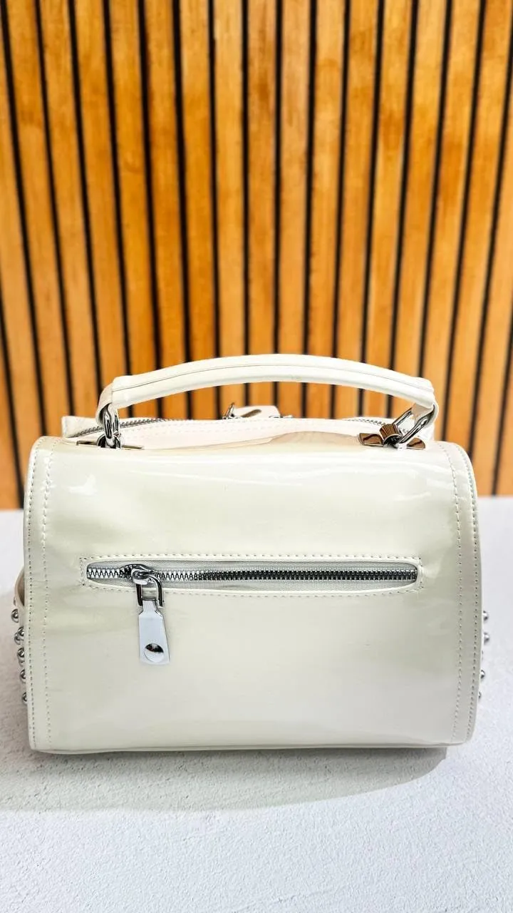NYC Glam – A Bold Statement Bag with Futuristic Shine