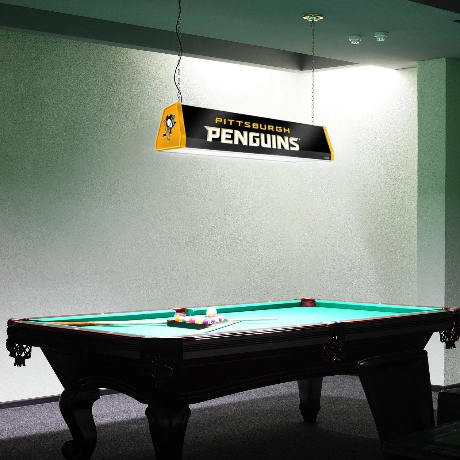 Pittsburgh Penguins: Standard Pool Table Light