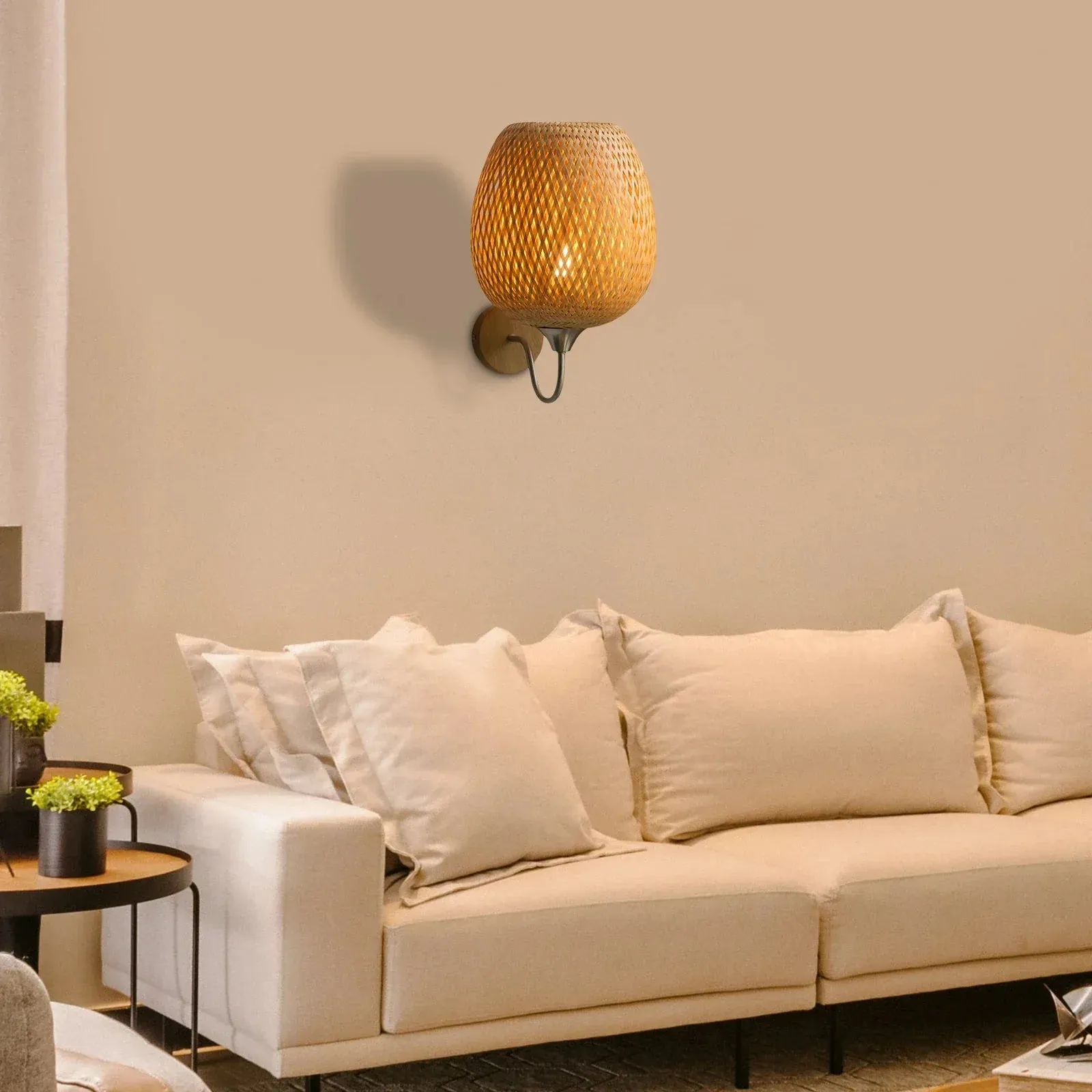 Vintage Rattan Bamboo Wall Sconce Light - Industrial Elegance for Dining Rooms and Bedrooms