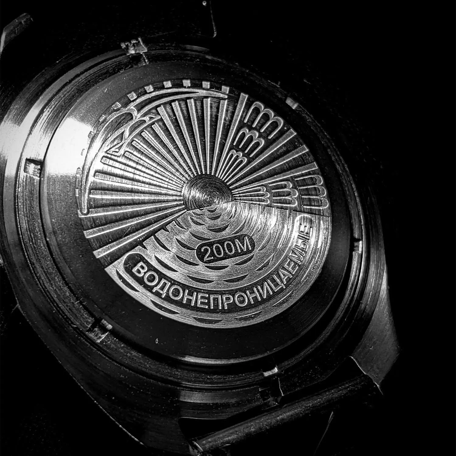 VOSTOK | Komandirskie K-02 Automatic Self-Winding Russian Military Diver Wrist Watch | WR 200 m | Fashion | Business | Casual Men's Watches | Model 020706