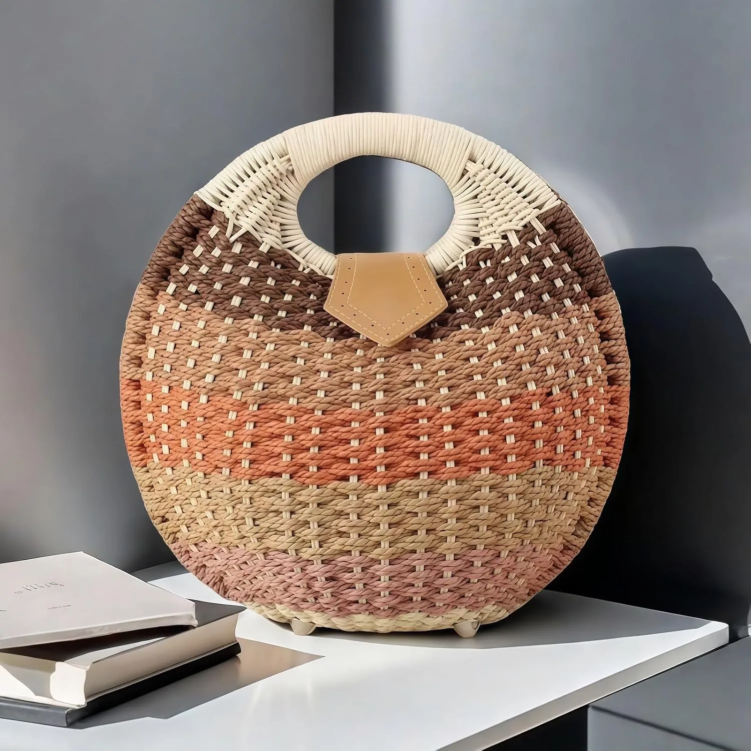 Women’s Handwoven Rattan Handbags Stylish Straw Tote for Summer Beach Retro Woven Shell Bag